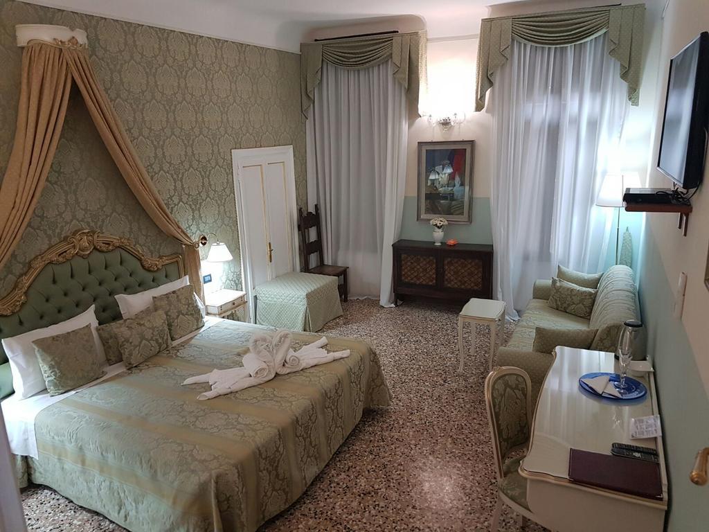 Friendly Venice Suites Εξωτερικό φωτογραφία